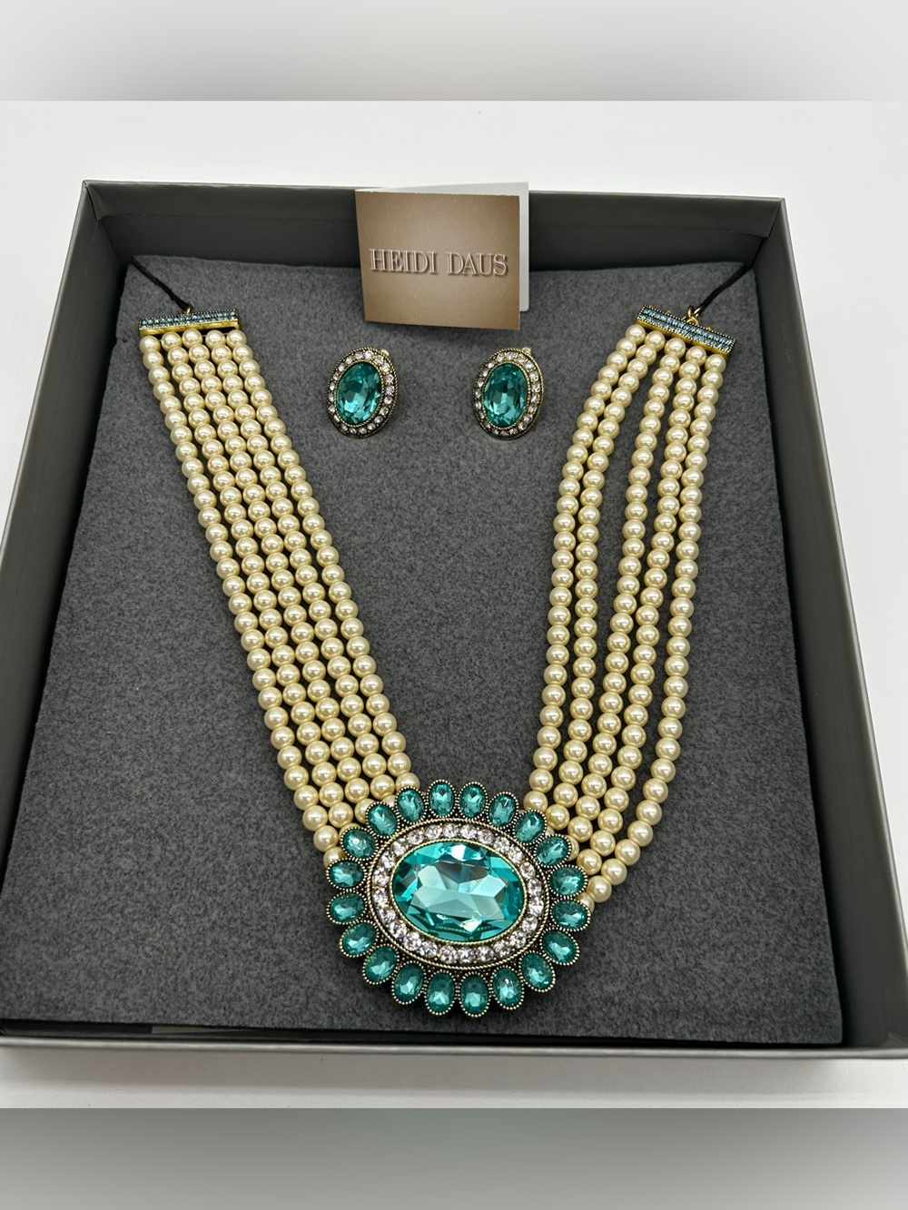 HEIDI DAUS Dazzling Delight Set Pearl Crystal Necklace Clip On Earrings Aqua